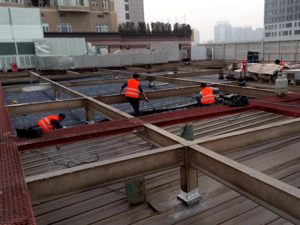 浙江蘇州防水公司：高分子聚合物液體防水材料的優越性介紹